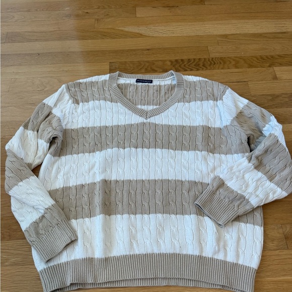 Brandy Melville/John Galt Striped Nikki V-Neck Cable Knit Sweater beige white - Picture 3 of 10